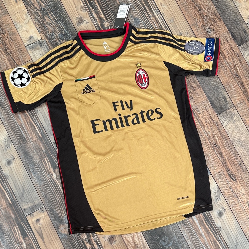 2013/14  AC MILAN third kit GOLD KAKA FUTBOL/SOCCER JERSEY